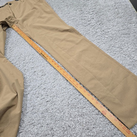 Under Armour Pants Men 36 Brown Loose Heat Gear Lightweight Unhemmed Office Golf - Picture 12 of 14